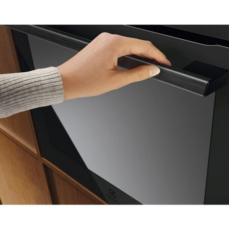 ELECTROLUX cepeškrāsns EOE9P3XT