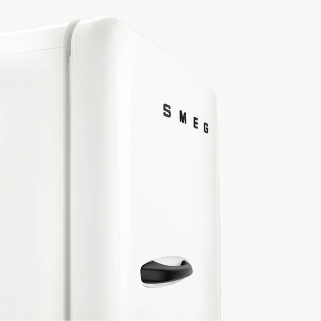 SMEG x Porsche ledusskapis FAB28RDPCW6