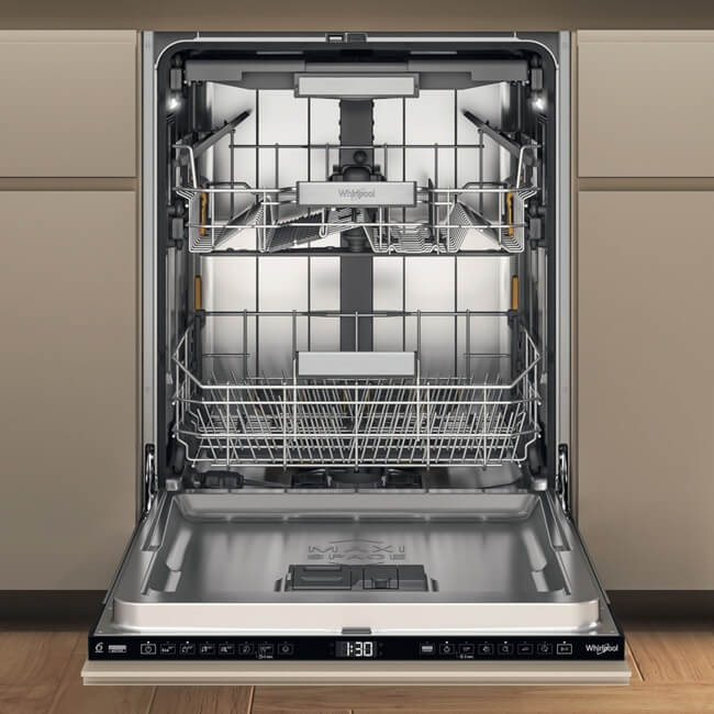 WHIRLPOOL trauku mazgājamā mašīna W7IHF60TUS