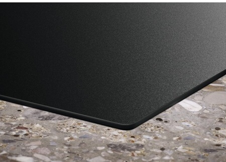 ELECTROLUX indukcijas virsma ar integrētu tvaika nosūcēju KCC84450CZ