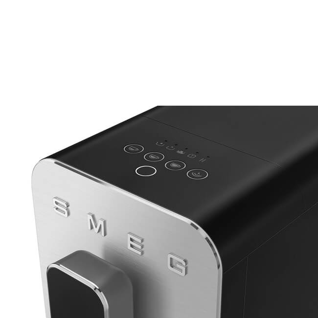 SMEG kafijas automāts BCC12BLMEU