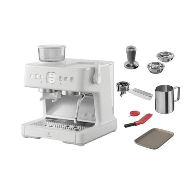 ELECTROLUX kafijas automāts E8EC1-8SW