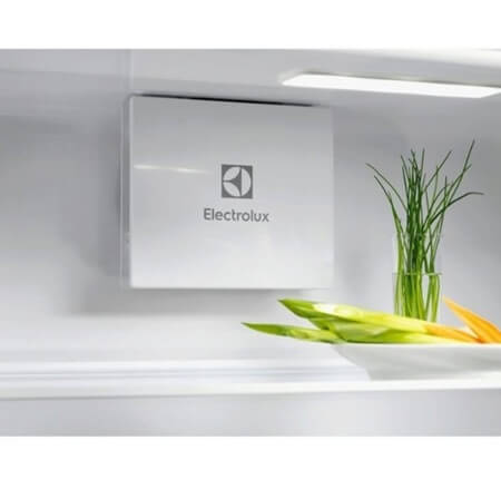 ELECTROLUX iebūvējams ledusskapis ERD6DE18S1