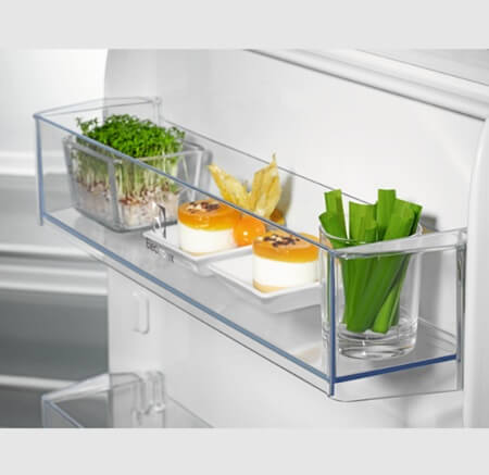 ELECTROLUX iebūvējams ledusskapis ERD6DE18S1