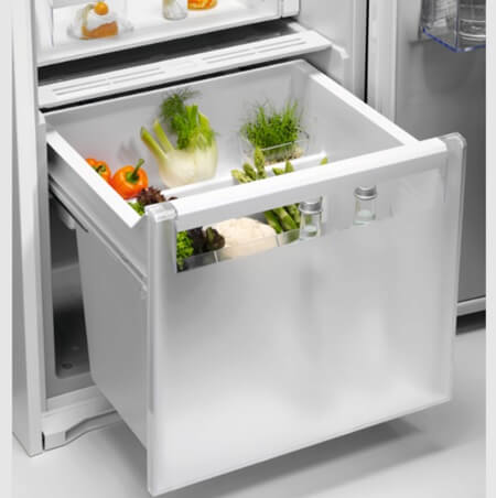 ELECTROLUX iebūvējams ledusskapis ERD6DE18S1
