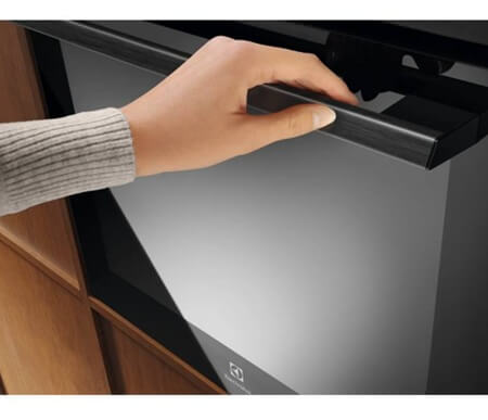 ELECTROLUX cepeškrāsns EOE8P39H